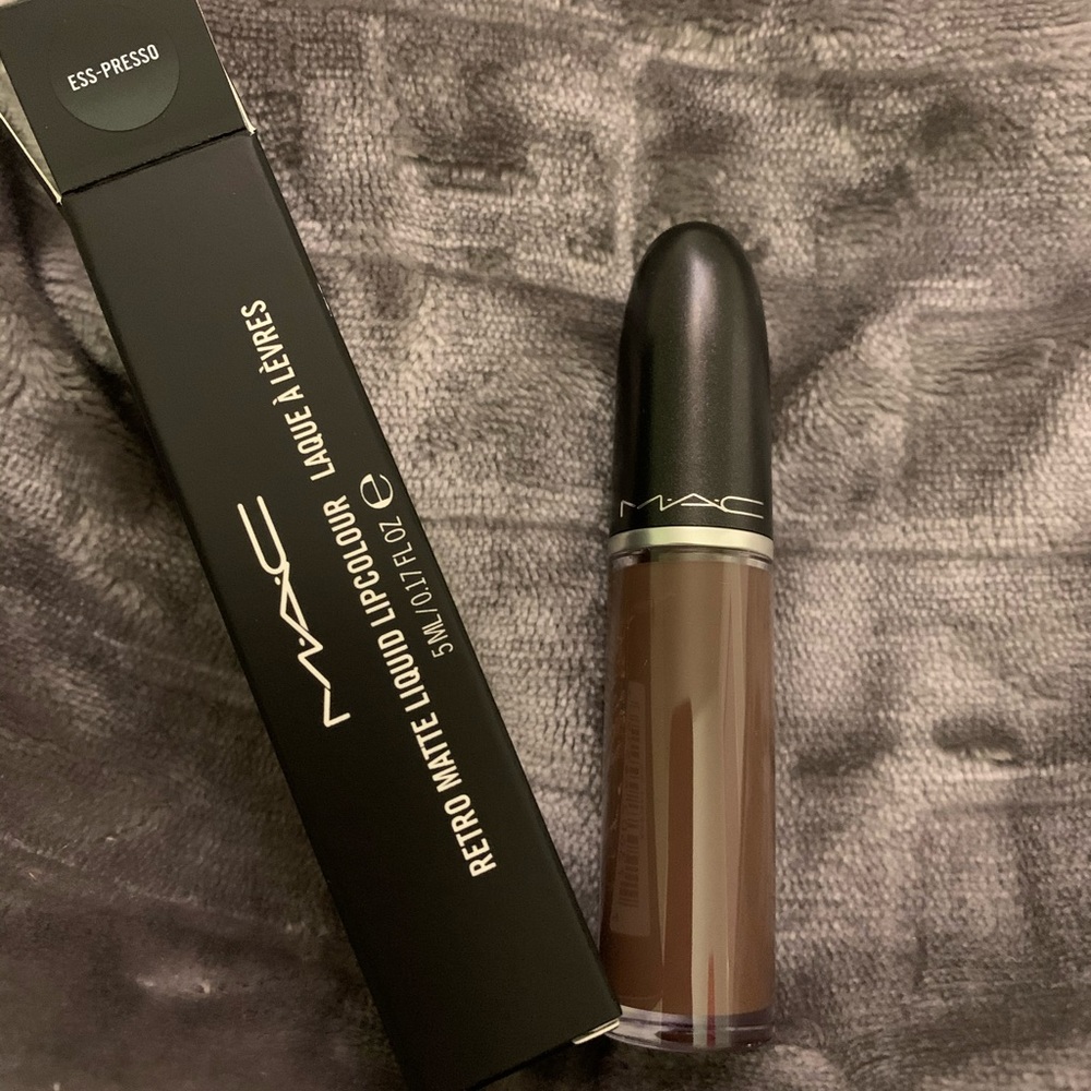 MAC retro matte lip colour